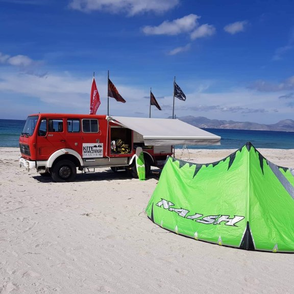 Kohilari kitesurfen