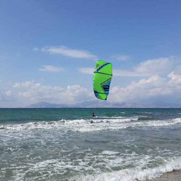 Kitesurfing Marmari